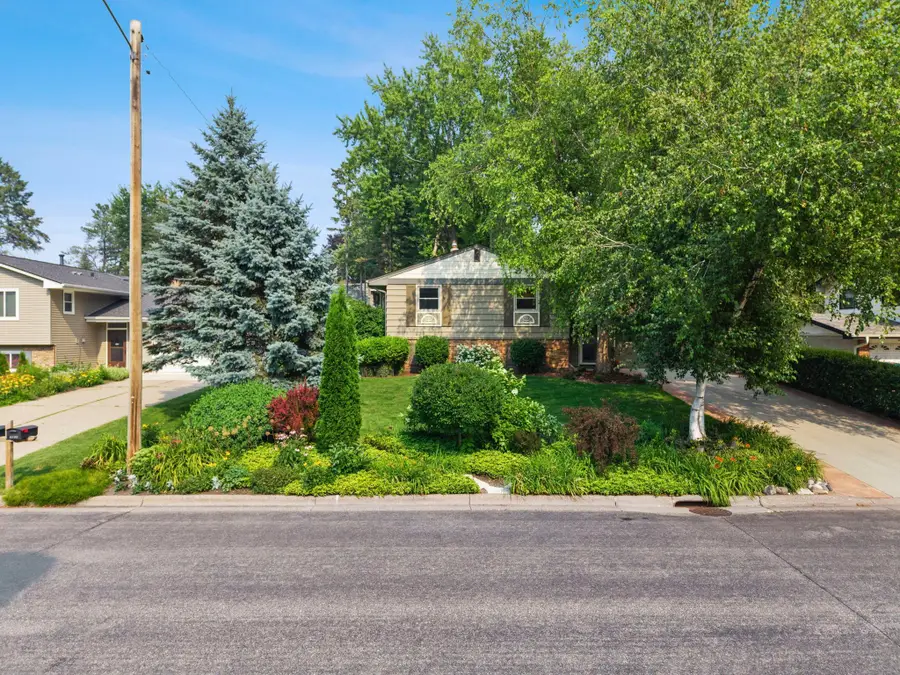 2824 Fernwood Street, Roseville, MN 55113 - #3