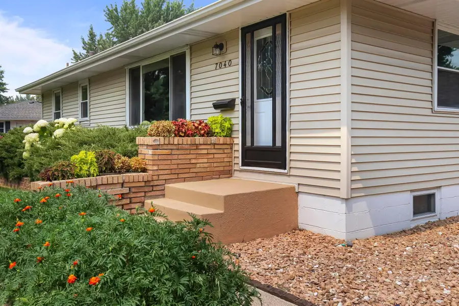 7040 Jersey Avenue N, Brooklyn Park, MN 55428 - #2