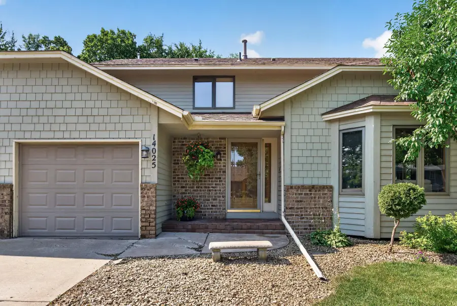 14025 87th Avenue N, Maple Grove, MN 55369 - #3
