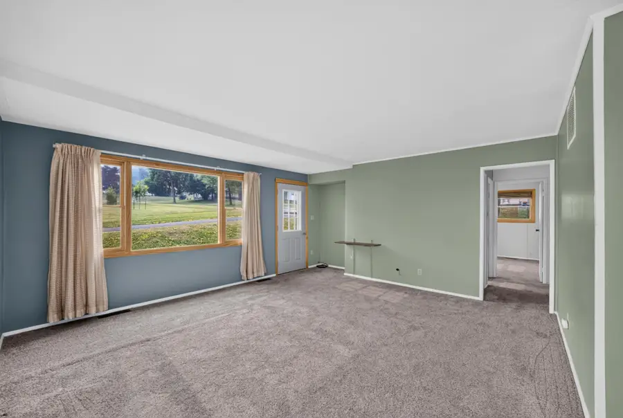 16 Carter Lane, Silver Bay, MN 55614 - #3
