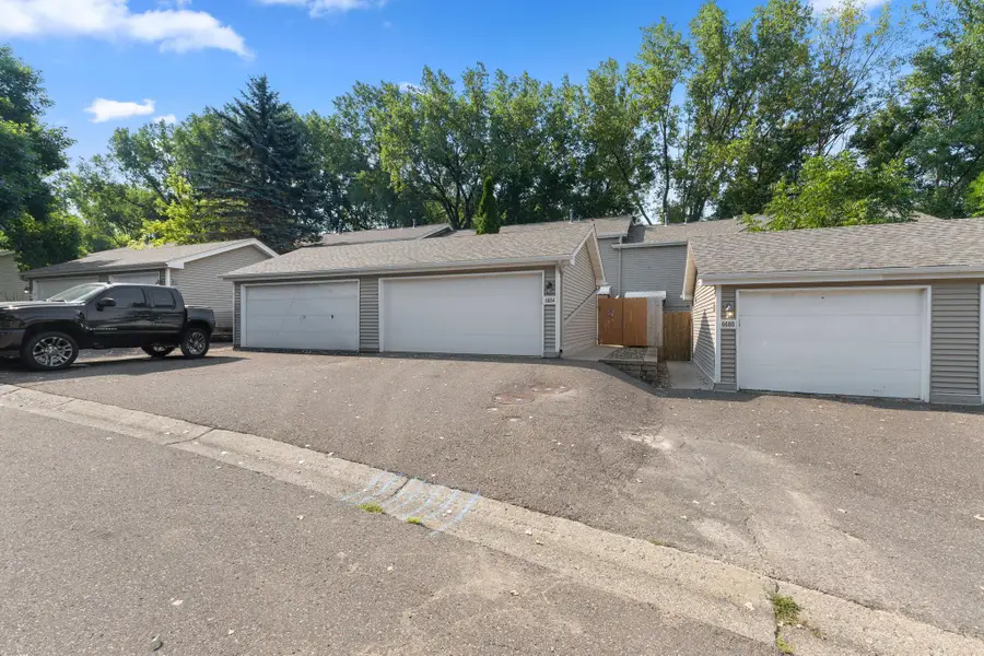 6684 Gretchen Lane N, Oakdale, MN 55128 - #3