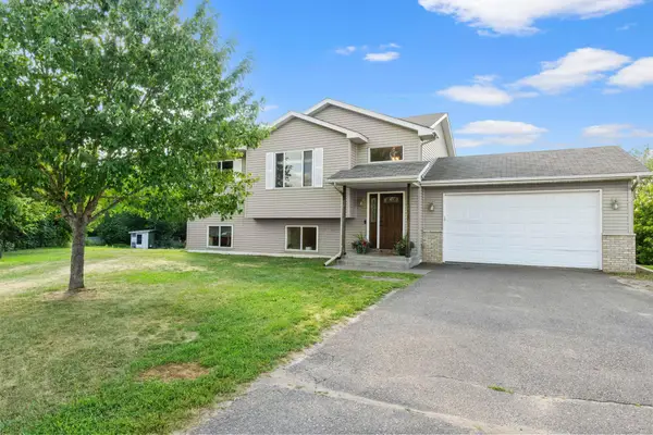 616 Horseshoe Lane, Braham, MN 55006