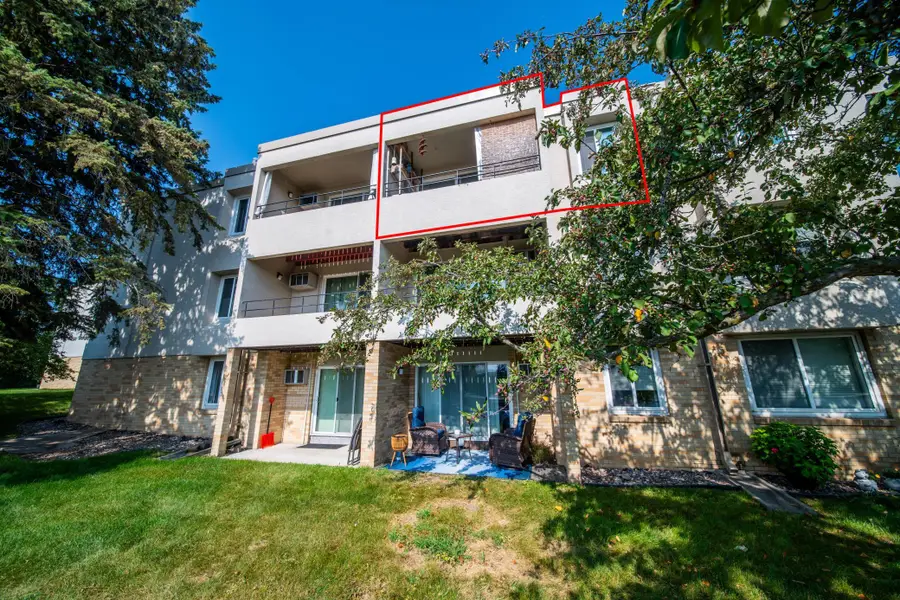 358 Elton Hills Drive Nw #32, Rochester, MN 55901 - #3