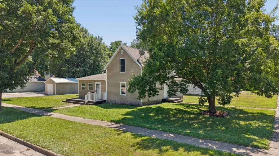 403 S Holcombe Avenue, Litchfield, MN 55355 - #3
