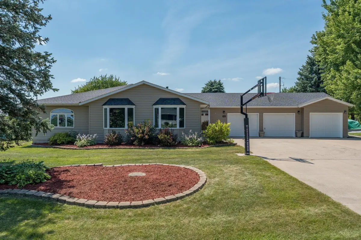 432 3rd Avenue, Pemberton, MN 56078 - #1