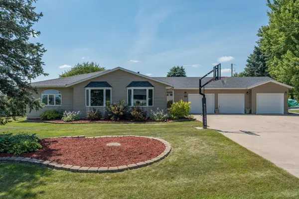 432 3rd Avenue, Pemberton, MN 56078
