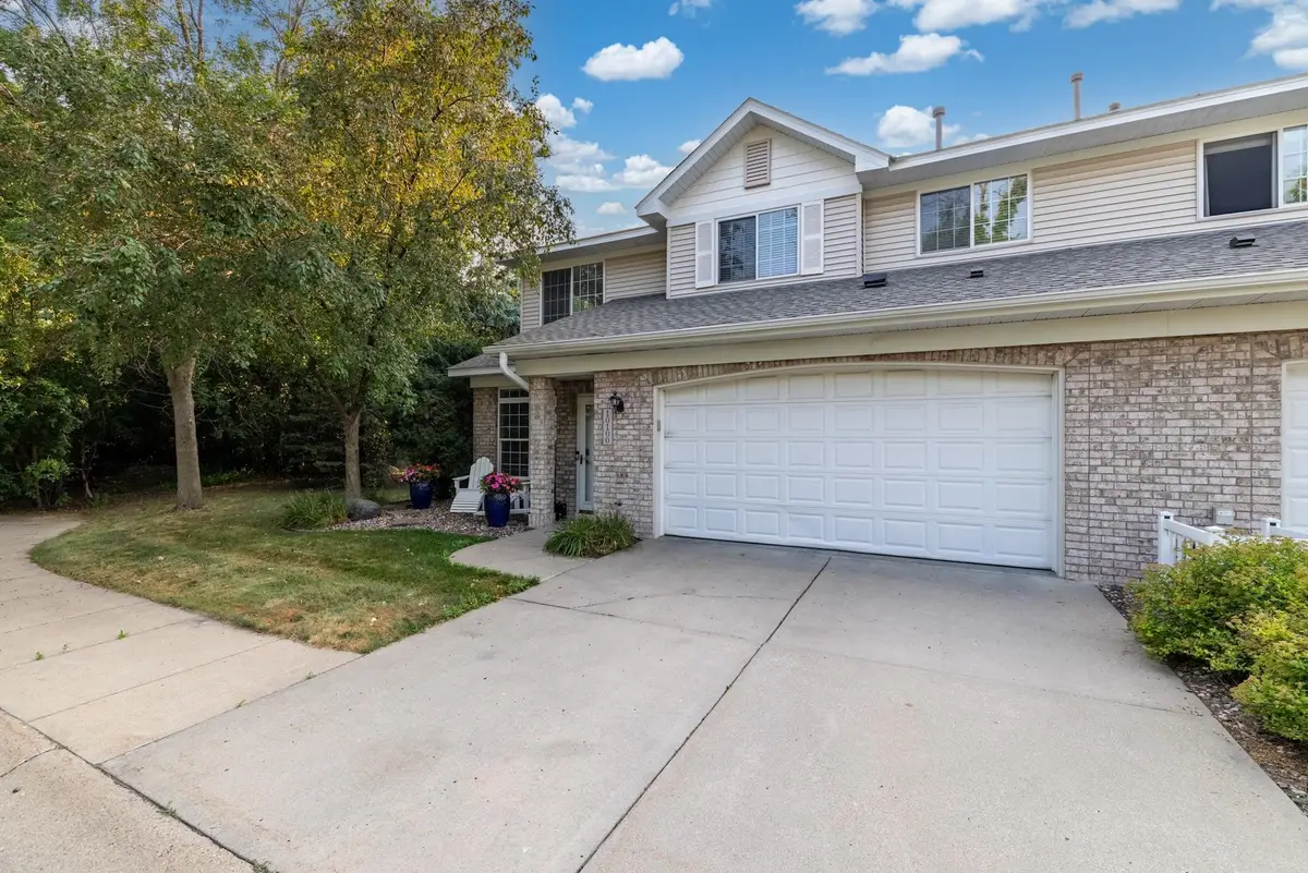 10100 Bridgehill Terrace, Eden Prairie, MN 55347 - #1
