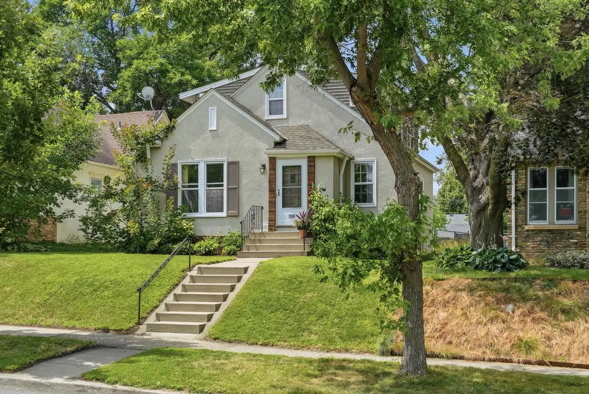 2526 Stinson Parkway, Minneapolis, MN 55418 - #1