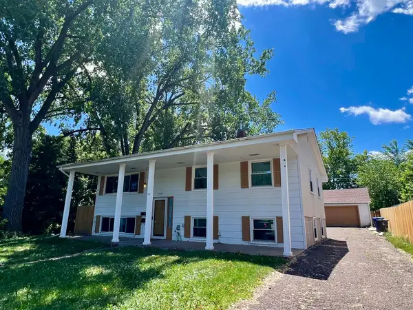 1450 Idaho Avenue E, Saint Paul, MN 55106