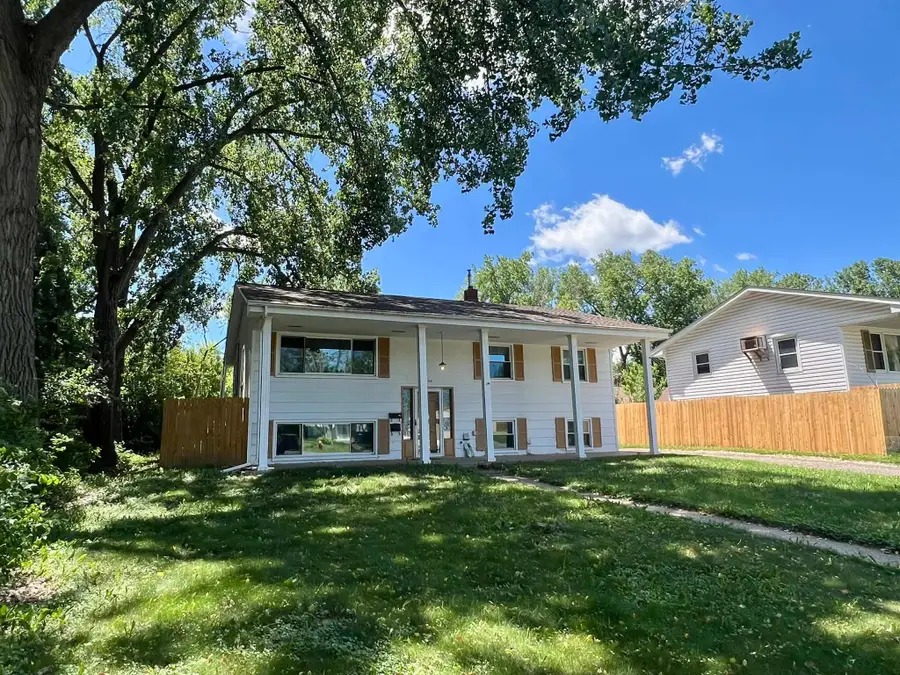 1450 Idaho Avenue E, Saint Paul, MN 55106 - #2