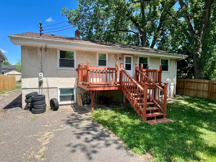 1450 Idaho Avenue E, Saint Paul, MN 55106 - #3