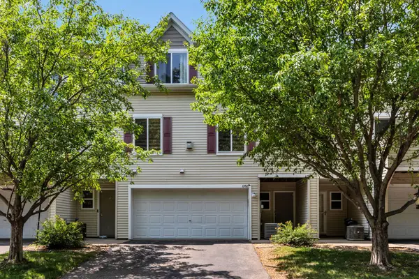 6766 Meadow Grass Lane S, Cottage Grove, MN 55016
