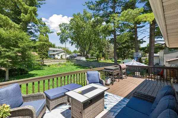 2006 River Hills Drive, Burnsville, MN 55337