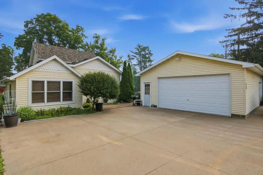 610 Washington Avenue, Wabasha, MN 55981 - #3