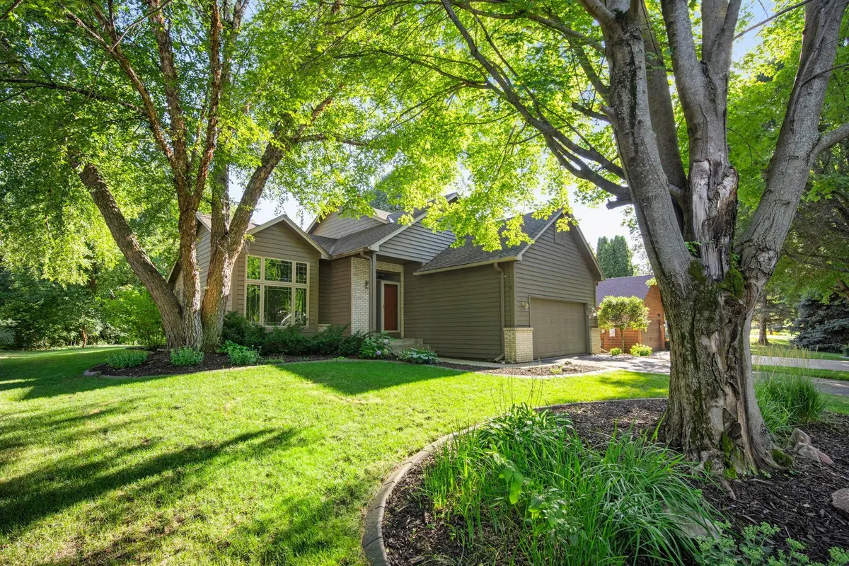 960 Wildflower Court, Eagan, MN 55123 - #1