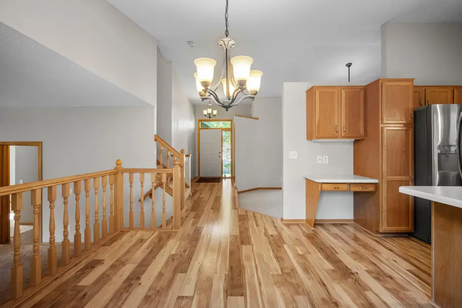 960 Wildflower Court, Eagan, MN 55123 - #3