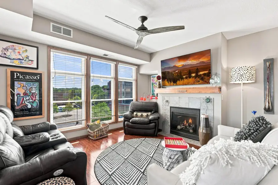 150 E Travelers Trail #323, Burnsville, MN 55337 - #3