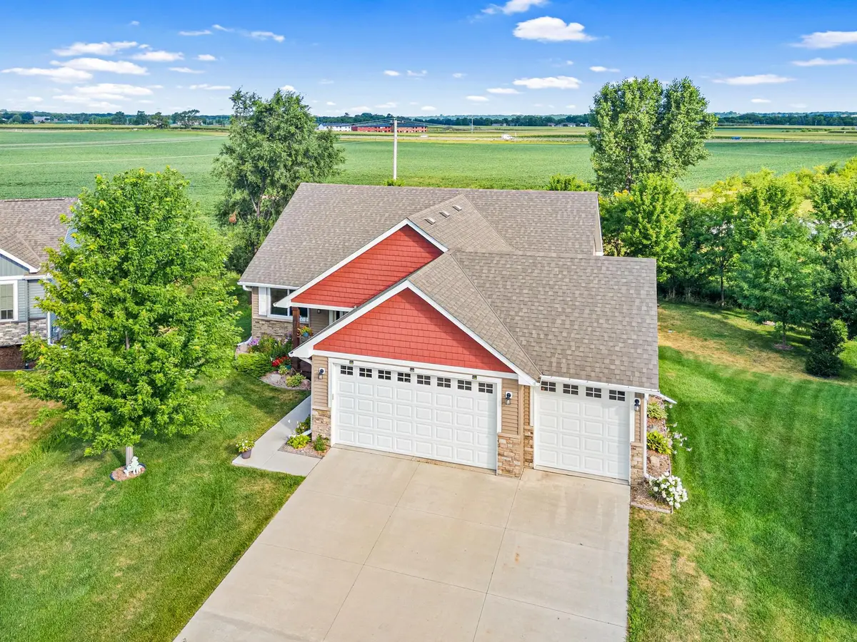 914 Prestwick Drive, Belle Plaine, MN 56011 - #1