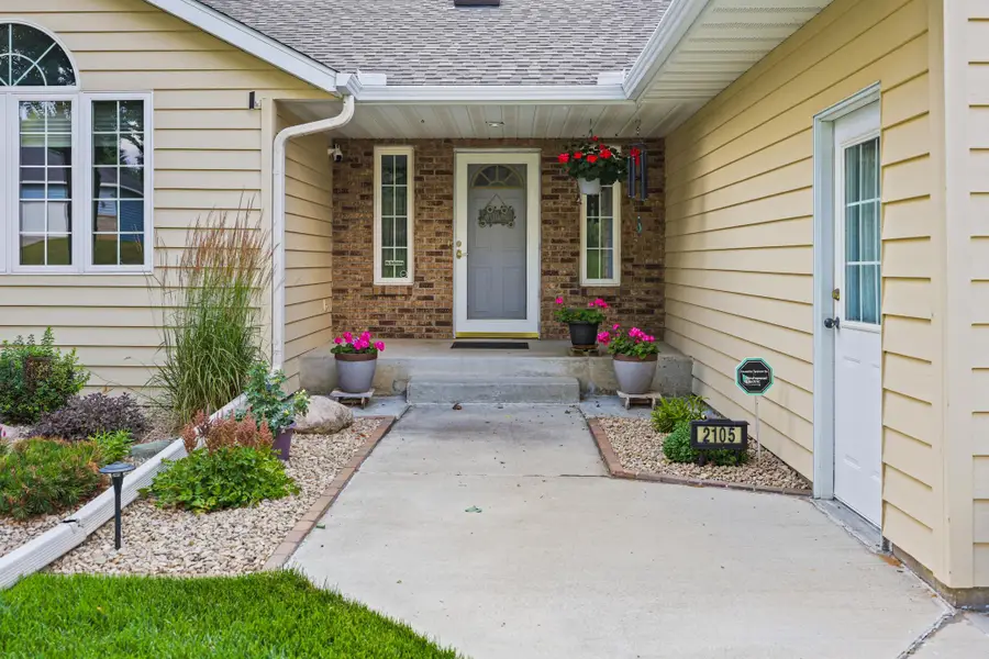 2105 Prairie Hill Road, Saint Cloud, MN 56301 - #2