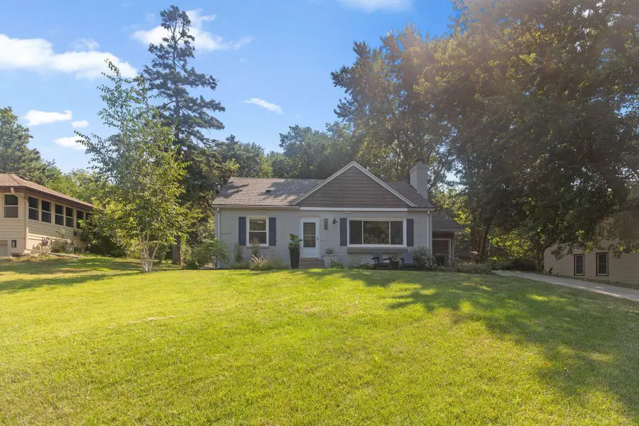 1310 Welcome Avenue N, Golden Valley, MN 55422 - #2