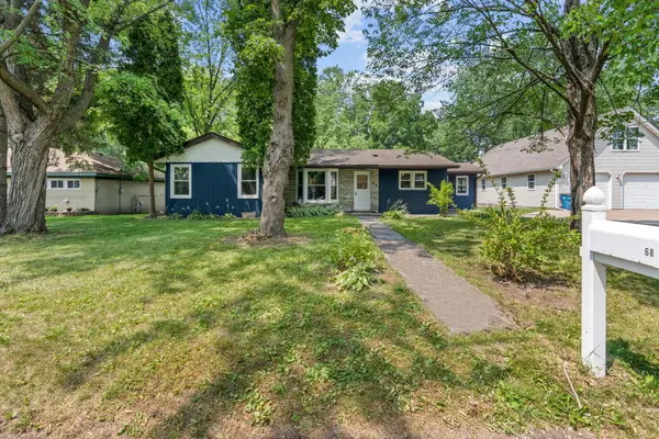 68 6th Street Nw, Forest Lake, MN 55025