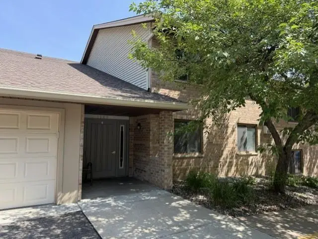 1585 Cohansey Street #104, Saint Paul, MN 55117 - #1