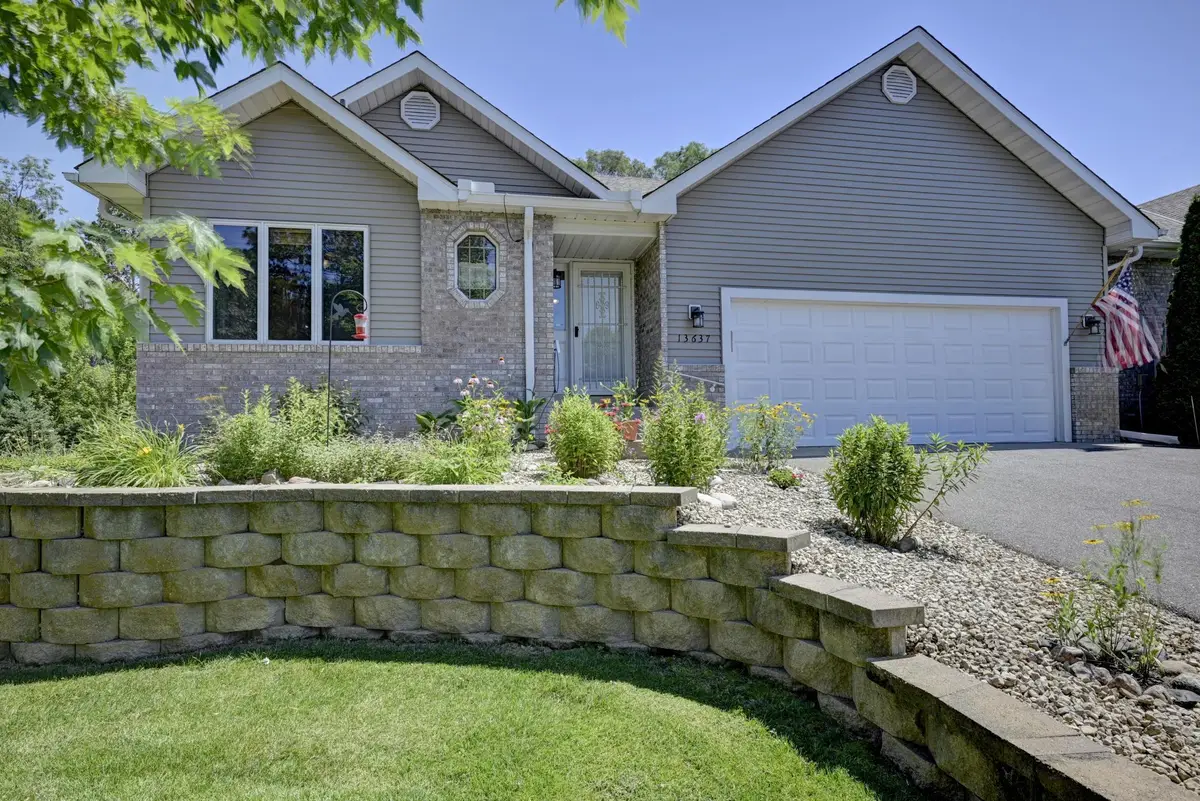 13637 Pierce Street Ne, Ham Lake, MN 55304 - #1