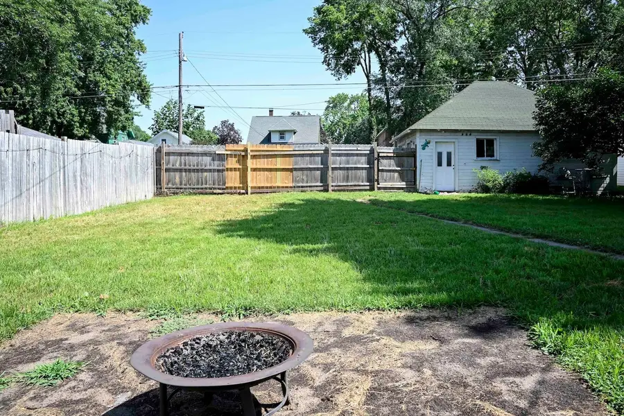 214 E Howard Street, Winona, MN 55987 - #2