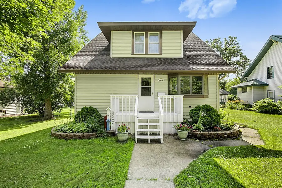 645 Main Street S, Hutchinson, MN 55350 - #2