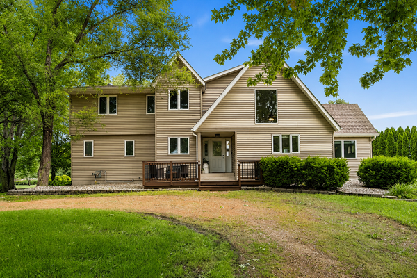 135 Airport Road, Hutchinson, MN 55350