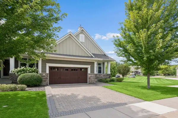 8728 Lake Riley Drive, Chanhassen, MN 55317