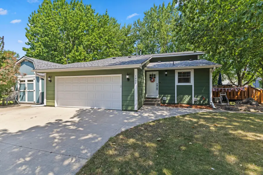 1805 Ruby Circle, Shakopee, MN 55379 - #3