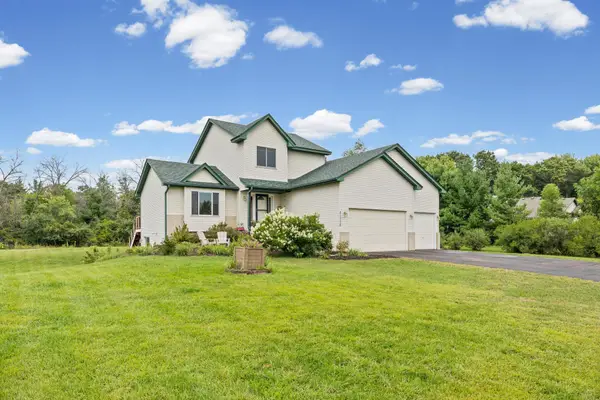 21770 Linnet Street Nw, Cedar, MN 55011