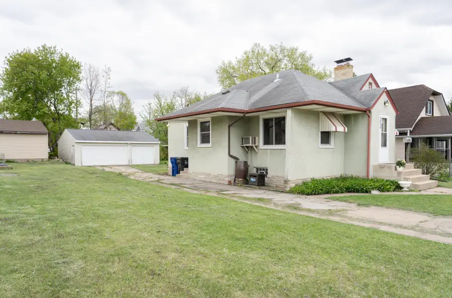 1044 Cumberland Street, Saint Paul, MN 55117 - #3