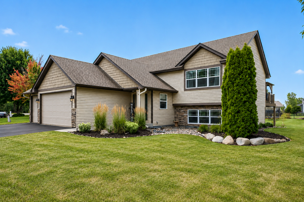 4137 Starling Drive, Hastings, MN 55033