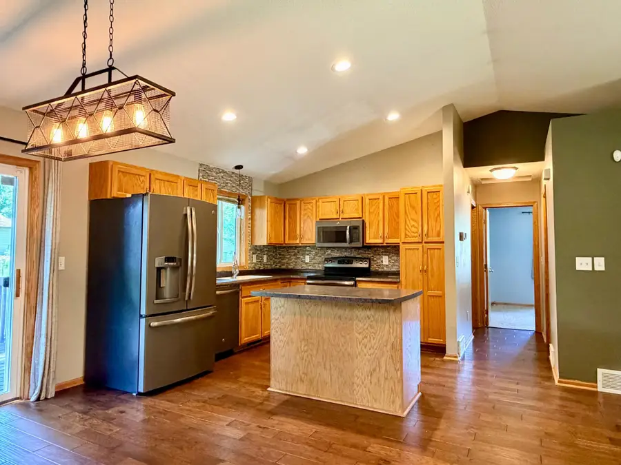 2110 Darling Avenue E, Alexandria, MN 56308 - #2