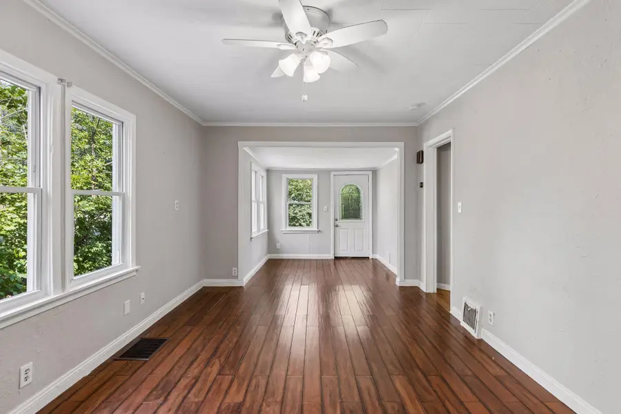 2442 Stewart Avenue, Saint Paul, MN 55116 - #2