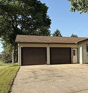 1790 Maple Park Circle, Windom, MN 56101 - #2