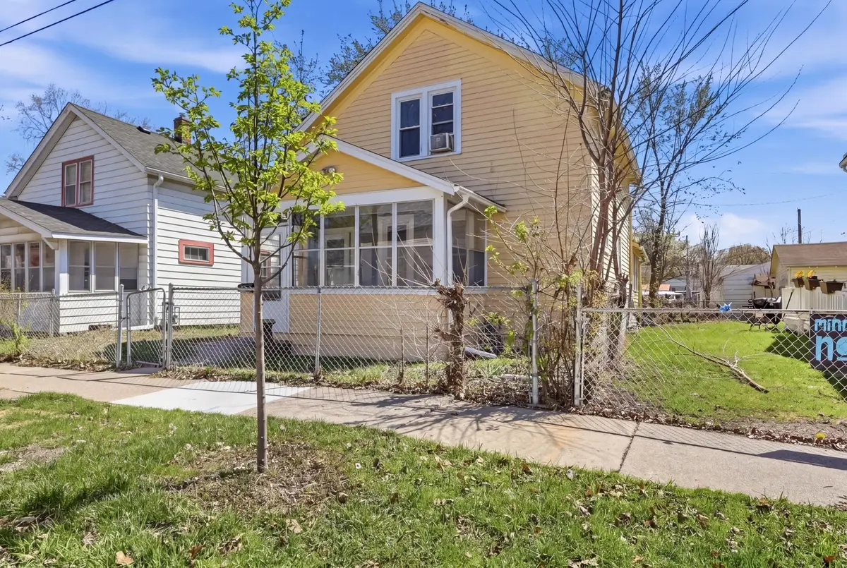 324 Van Buren Avenue, Saint Paul, MN 55103 - #1