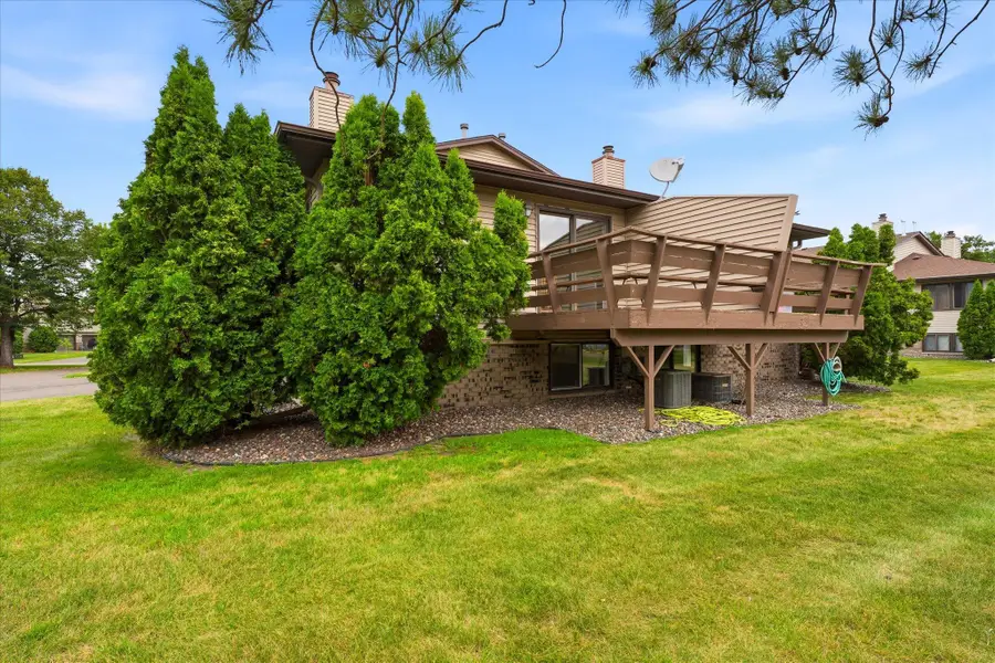5215 84th Court N, Brooklyn Park, MN 55443 - #3