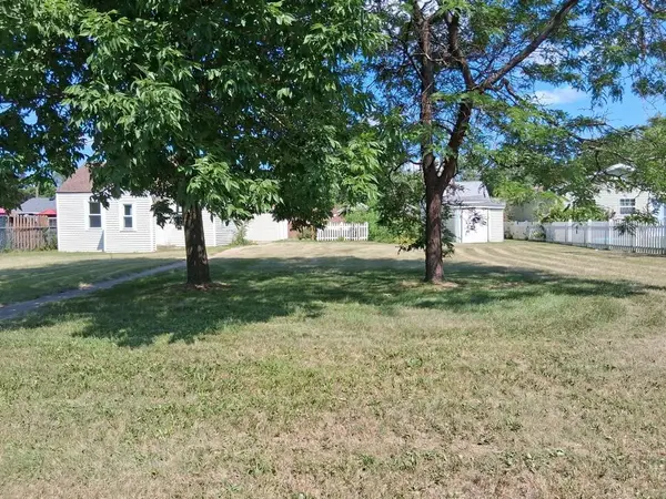212 37th Avenue N, Saint Cloud, MN 56303