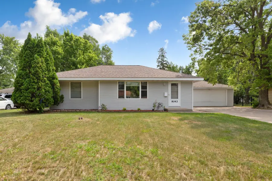 9043 13th Avenue S, Bloomington, MN 55425 - #2