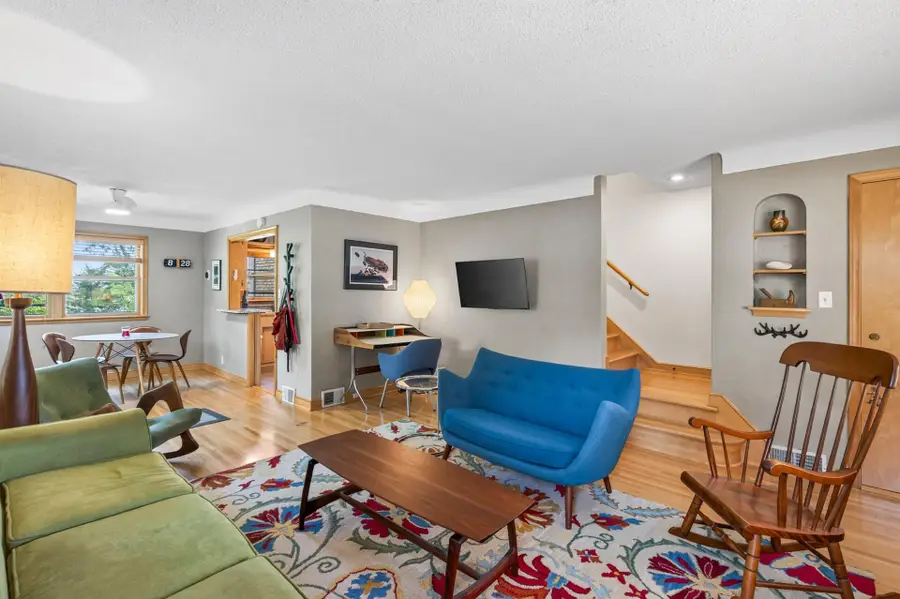 444 Lexington Parkway S #2, Saint Paul, MN 55105 - #3