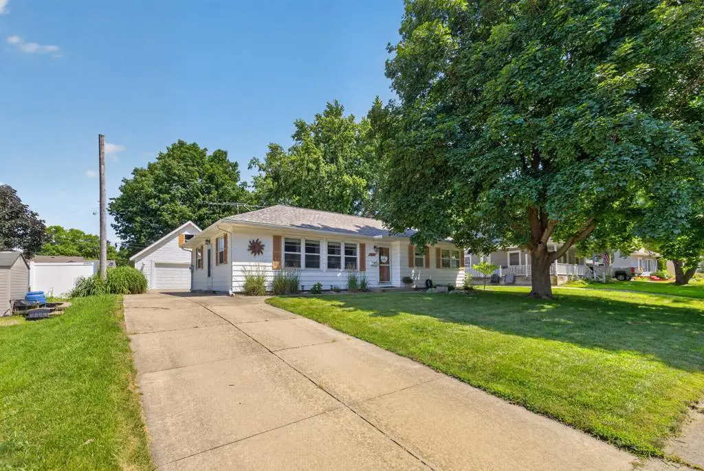 1912 2nd Avenue Sw, Austin, MN 55912 - #1