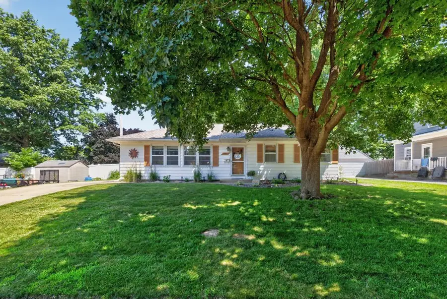 1912 2nd Avenue Sw, Austin, MN 55912 - #2