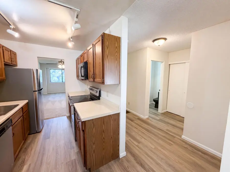 201 Bridlewood Drive, Saint Paul, MN 55119 - #2