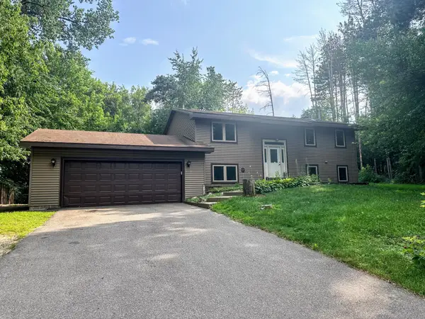 2260 147th Lane Ne, Ham Lake, MN 55304