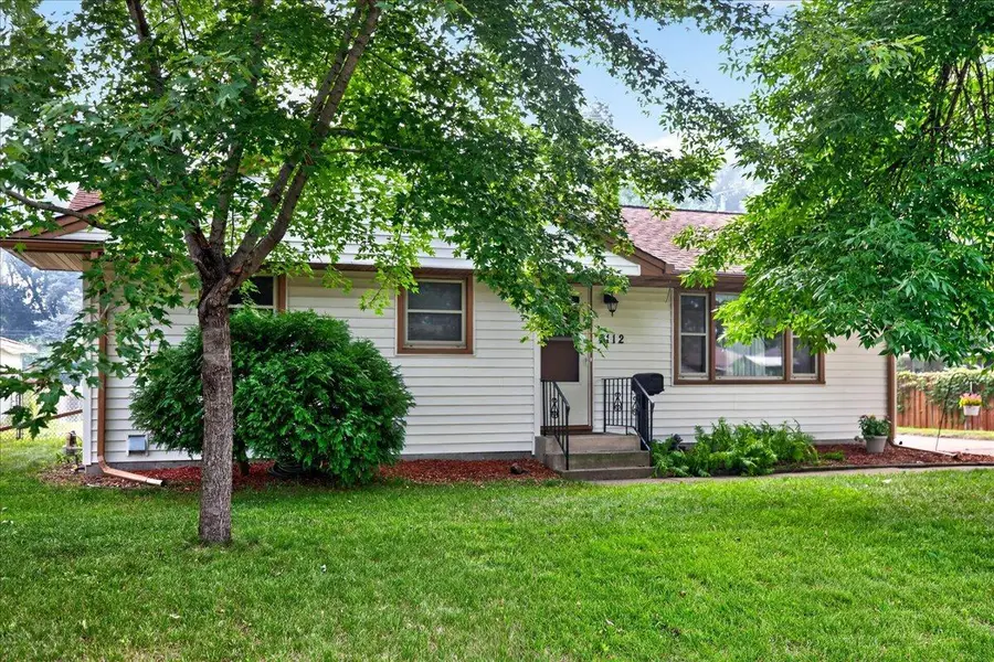 7112 Indiana Avenue N, Brooklyn Center, MN 55429 - #2