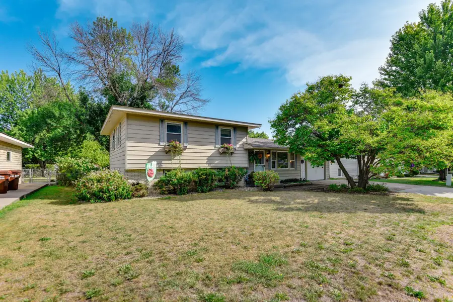 1024 15th Street W, Hastings, MN 55033 - #2