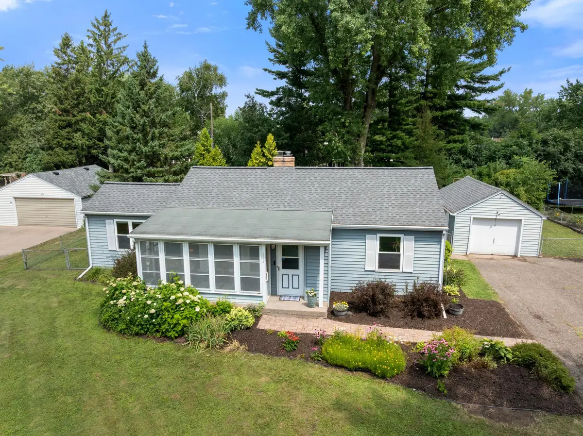 891 Edgewater Avenue, Shoreview, MN 55126 - #1